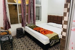 Sajan Palace, Katra